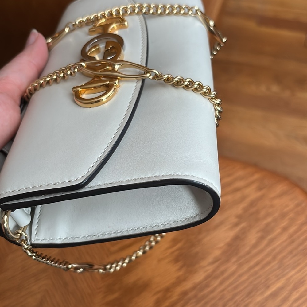 Gucci shoulder bag - Picture 9 of 16